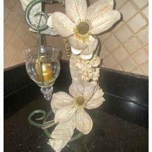 Vintage Elegant Floral Candle Holder